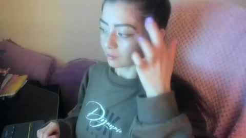   online show from 18, 4, 2026