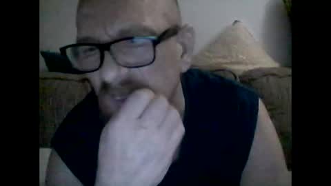 samsmith2471 online show from 15, 4, 2026