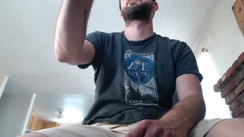 Snapshot of samthebully chatting on 15, 6, 2026 SamTheBully online show from 15, 6, 2026
