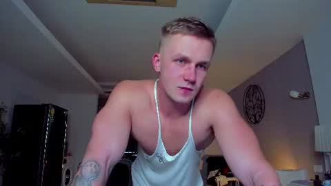 Snapshot of samuel_andrew chatting on 16, 6, 2026 Samuel online show from 16, 6, 2026