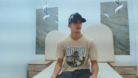 Snapshot of samuel_wyatt chatting on 10, 6, 2026 SAMUEL online show from 10, 6, 2026