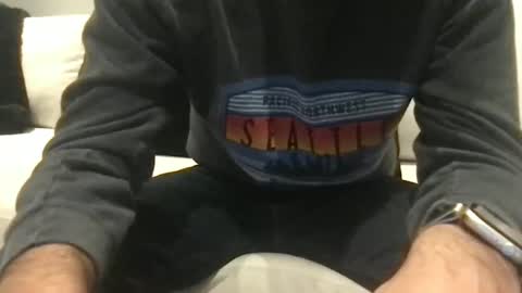 Snapshot of samwise2418 chatting on 18, 2, 2025 Sam W dick strip tease online show from 18, 2, 2025