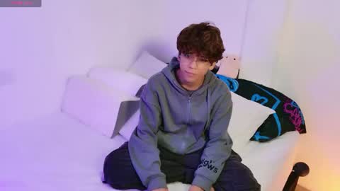 Snapshot of samy_twink chatting on 26, 7, 2026 Sammy online show from 26, 7, 2026