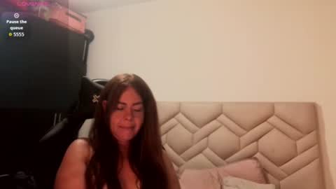 Snapshot of sanddi_milff chatting on 18, 6, 2026 Sanddi online show from 18, 6, 2026