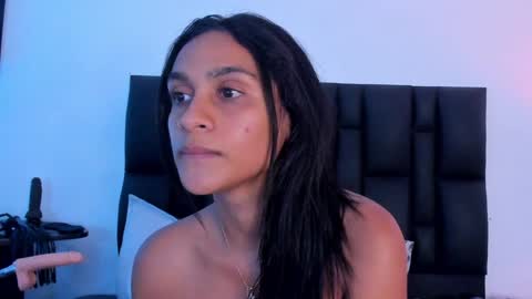 Snapshot of sander_mila chatting on 20, 1, 2025 MilaSander online show from 20, 1, 2025