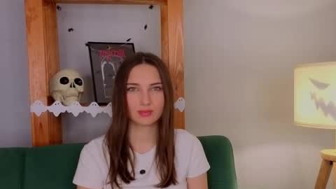 Isabel but you can call me Bella online show from 31, 10, 2025