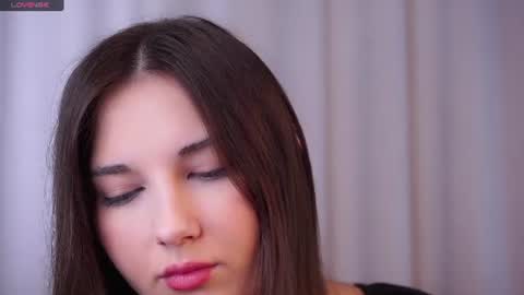 Snapshot of sandili chatting on 15, 6, 2026 Isabel but you can call me Bella online show from 15, 6, 2026