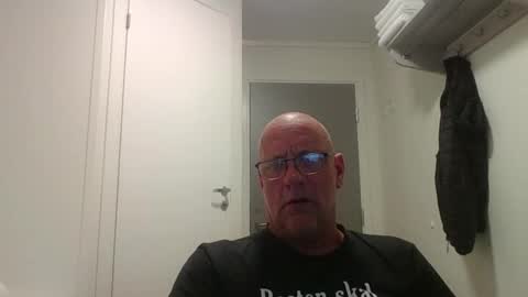 sandnesrune523 online show from 13, 4, 2026