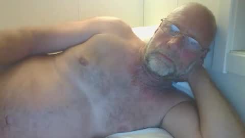 Snapshot of sandnesrune523 chatting on 19, 5, 2026 sandnesrune523 online show from 19, 5, 2026