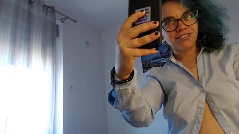 Sandra online show from 12, 11, 2025