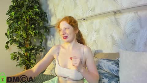 Snapshot of sandra__wilson chatting on 14, 10, 2025 Sandra online show from 14, 10, 2025