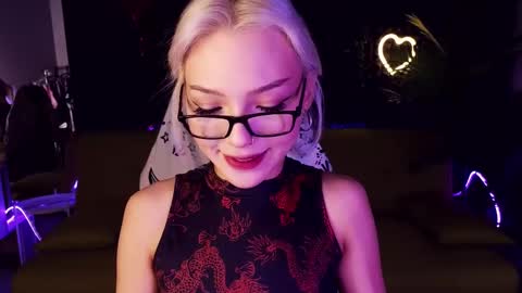 Snapshot of sandraboyl chatting on 23, 2, 2025 Sandy online show from 23, 2, 2025