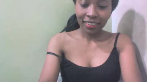 sandy735579 online show from 19, 4, 2026