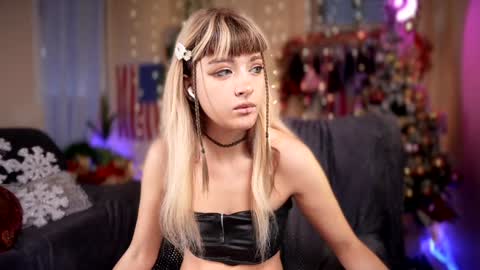 Sandy Nekochan online show from 30, 12, 2024