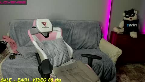 Sandy and Chris online show from 16, 1, 2025