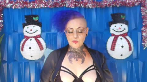 Sandy Rose online show from 5, 12, 2024