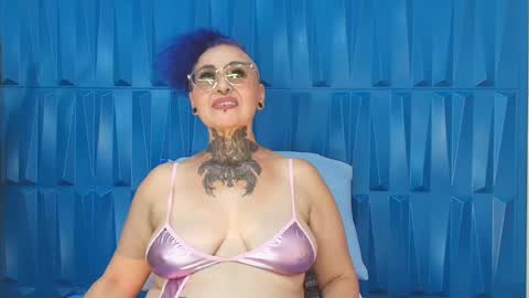 Sandy Rose online show from 12, 2, 2025