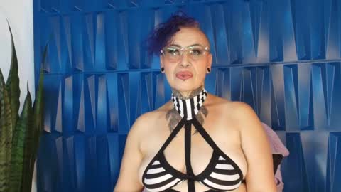 Sandy Rose online show from 22, 2, 2025