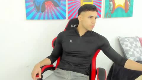 Snapshot of santana_maximo chatting on 11, 5, 2026 Maximo Santana online show from 11, 5, 2026
