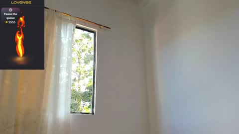 Santibrown online show from 29, 1, 2025