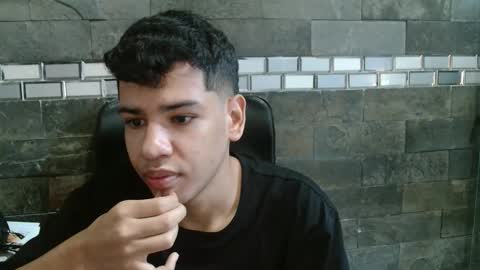 santi online show from 2, 11, 2025