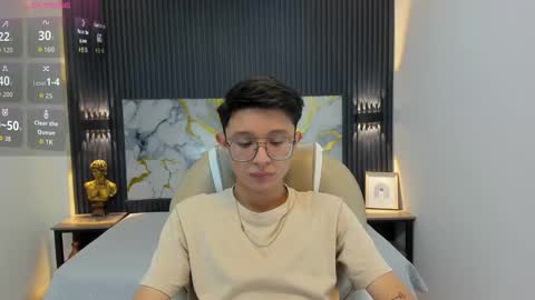 Snapshot of santiago_russo18 chatting on 3, 10, 2025 santiago_russo18 online show from 3, 10, 2025