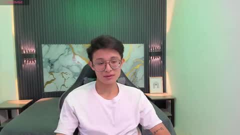 santiago_russo18 online show from 31, 1, 2026