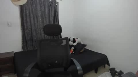 Julius Novachrono  online show from 11, 4, 2026