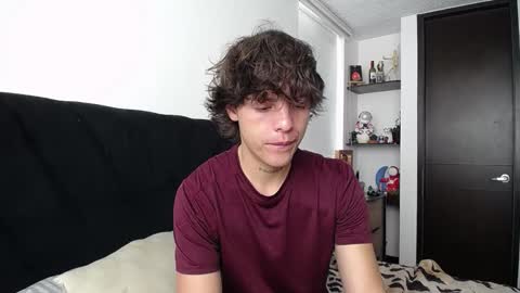 Santii online show from 3, 3, 2025