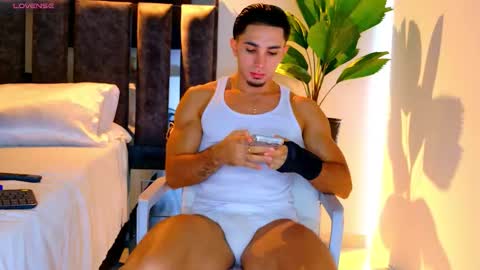 Santiago Seans online show from 6, 3, 2026