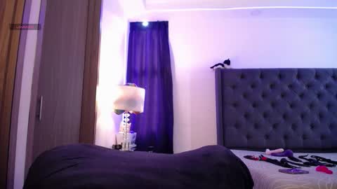 Snapshot of santino_coopers chatting on 18, 11, 2025 marilyn online show from 18, 11, 2025