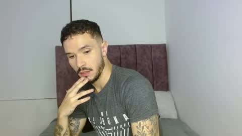 Santy Torres online show from 11, 2, 2026