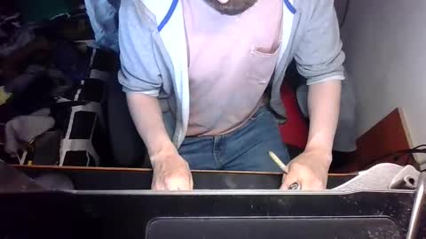 Snapshot of santuronvargas chatting on 30, 11, 2025 santuronvargas online show from 30, 11, 2025