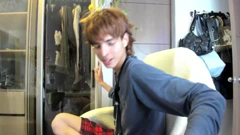 Snapshot of santy_kitty chatting on 25, 1, 2025 kitty online show from 25, 1, 2025