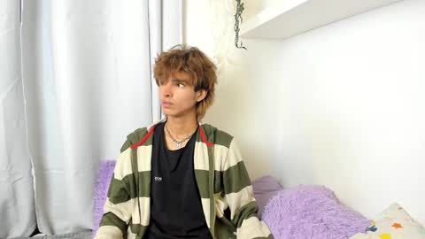 Snapshot of santy_kitty chatting on 12, 2, 2025 kitty online show from 12, 2, 2025