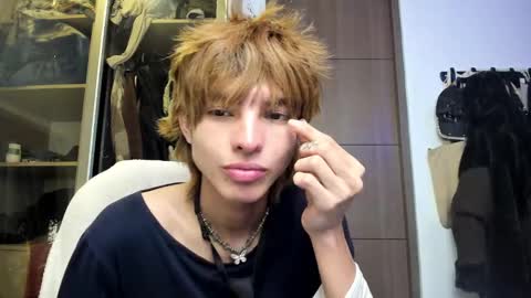 Snapshot of santy_kitty chatting on 27, 2, 2025 kitty online show from 27, 2, 2025