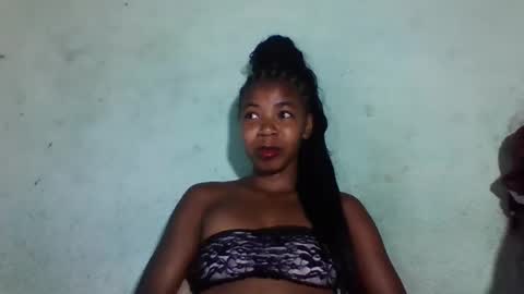 sanyah0123 online show from 25, 11, 2025