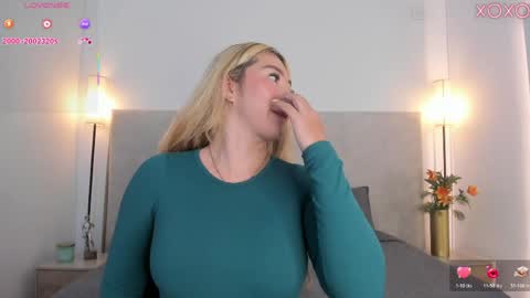 Saori  online show from 31, 3, 2026