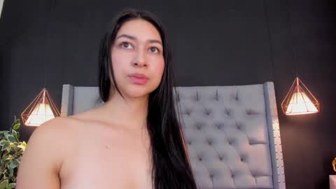 YENIFER  online show from 27, 1, 2025