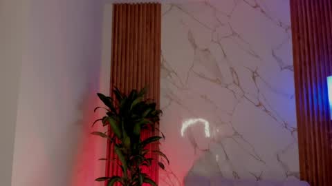 Snapshot of sara_gwen chatting on 5, 6, 2026 S A R A online show from 5, 6, 2026