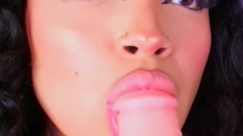 Sara Jhonson  online show from 23, 9, 2025