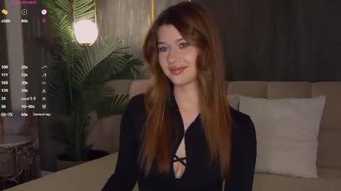 Snapshot of sara_lewiis chatting on 29, 7, 2026 Sara online show from 29, 7, 2026