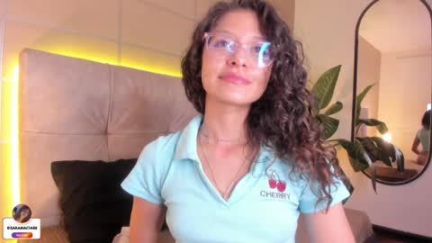 Sara  online show from 4, 4, 2026