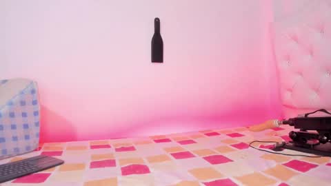 Snapshot of sara_martin_ chatting on 20, 2, 2025 sara online show from 20, 2, 2025