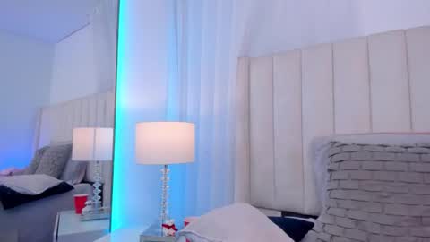 sara_sanders online show from 15, 11, 2025