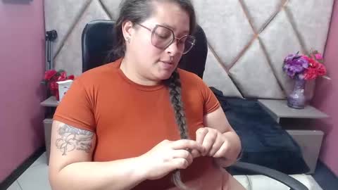 sara_thonson_ online show from 20, 2, 2026