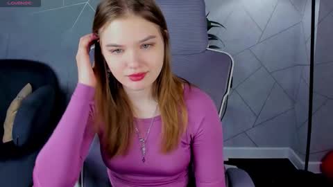 Snapshot of saraa_broown chatting on 2, 3, 2026 Sara online show from 2, 3, 2026