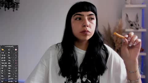 Sara online show from 8, 2, 2025