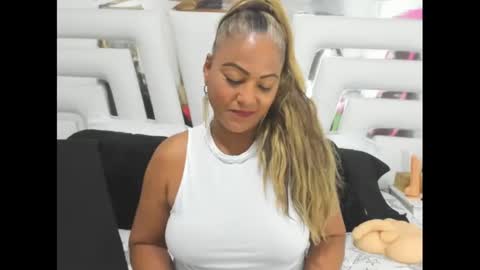 Sara online show from 22, 11, 2025