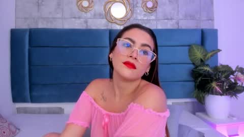 Sara Alvarezx online show from 23, 2, 2026